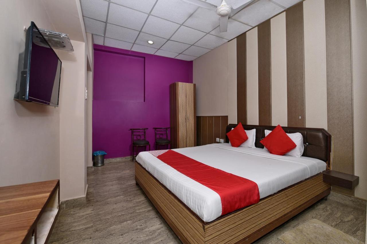 Oyo 3519 Hotel Garden Inn 바라나시 외부 사진